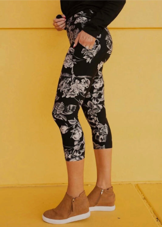 SIMPLE ADDITION - WHIMSICAL BLOOMS CAPRI POCKET LEGGINGS