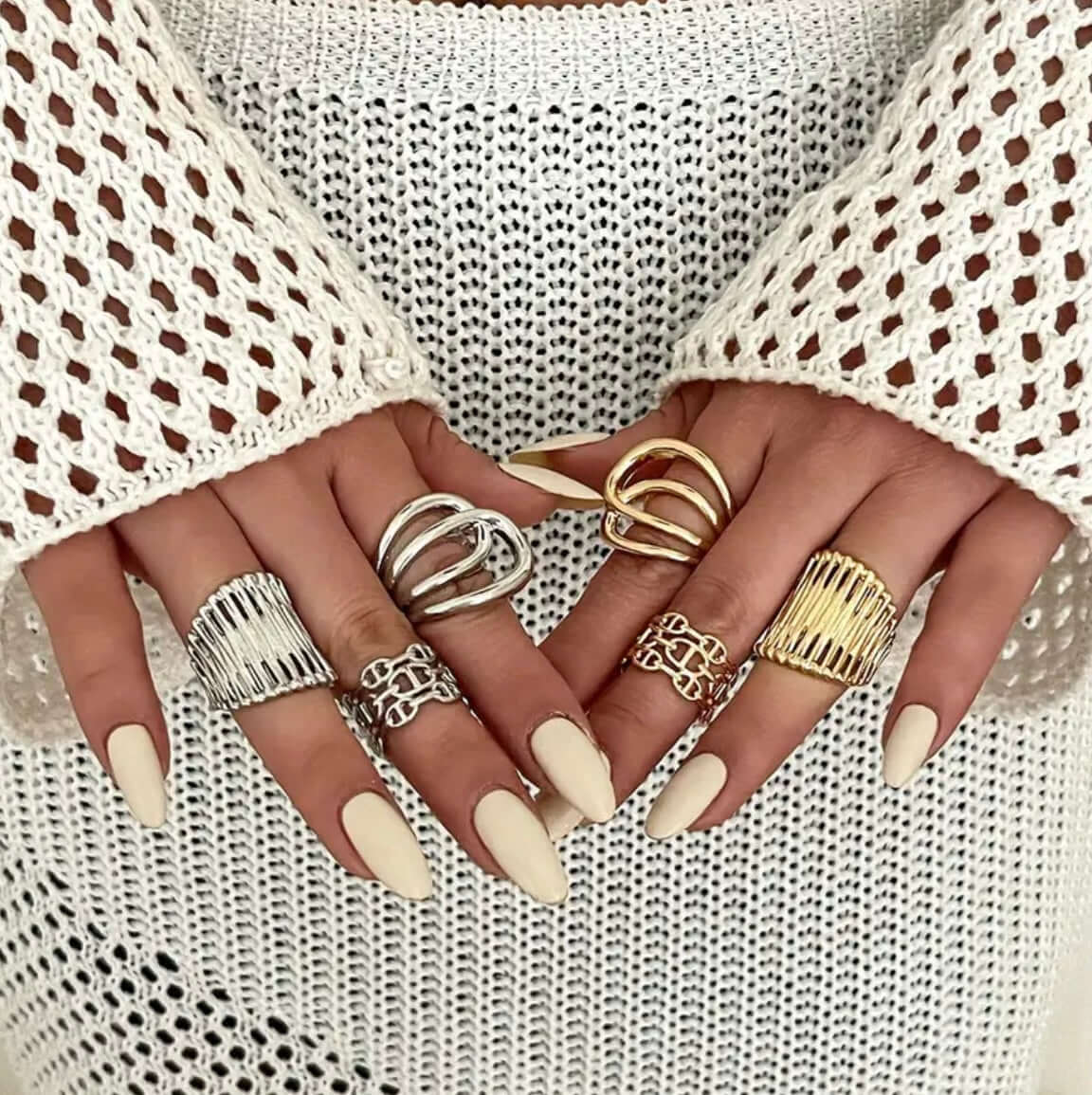 EXCLUSIVE JEWELRY BUILDER BOX